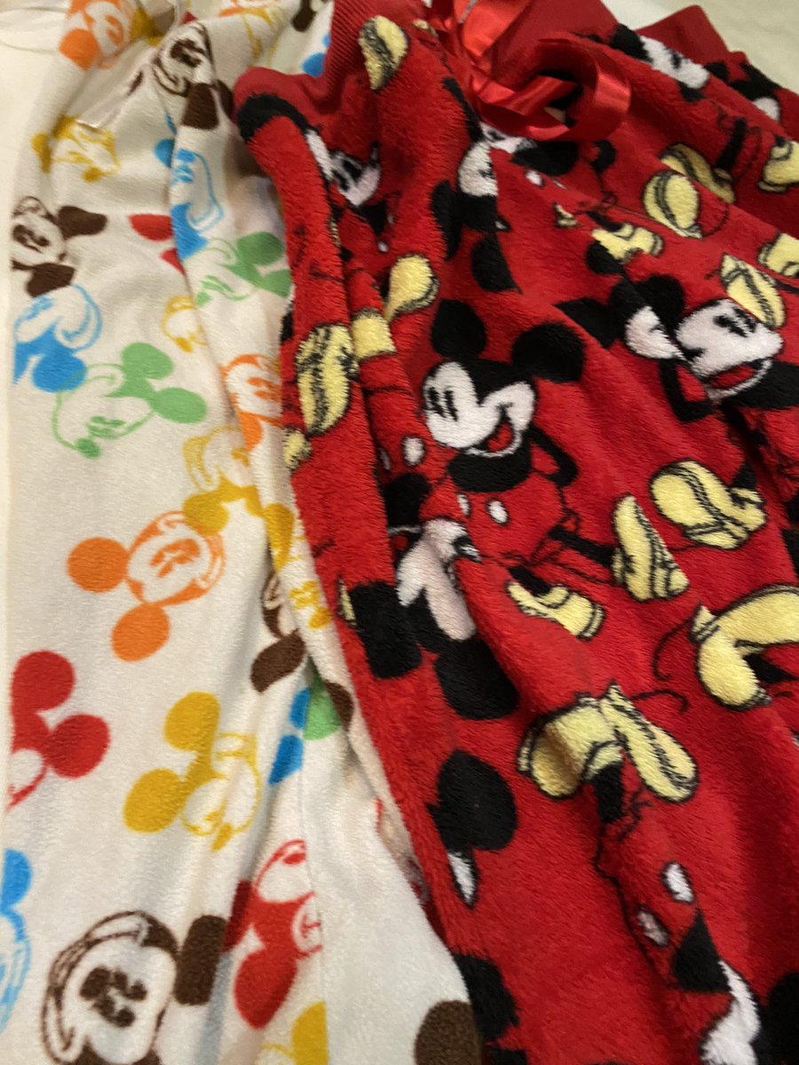 ミッキーパンツ