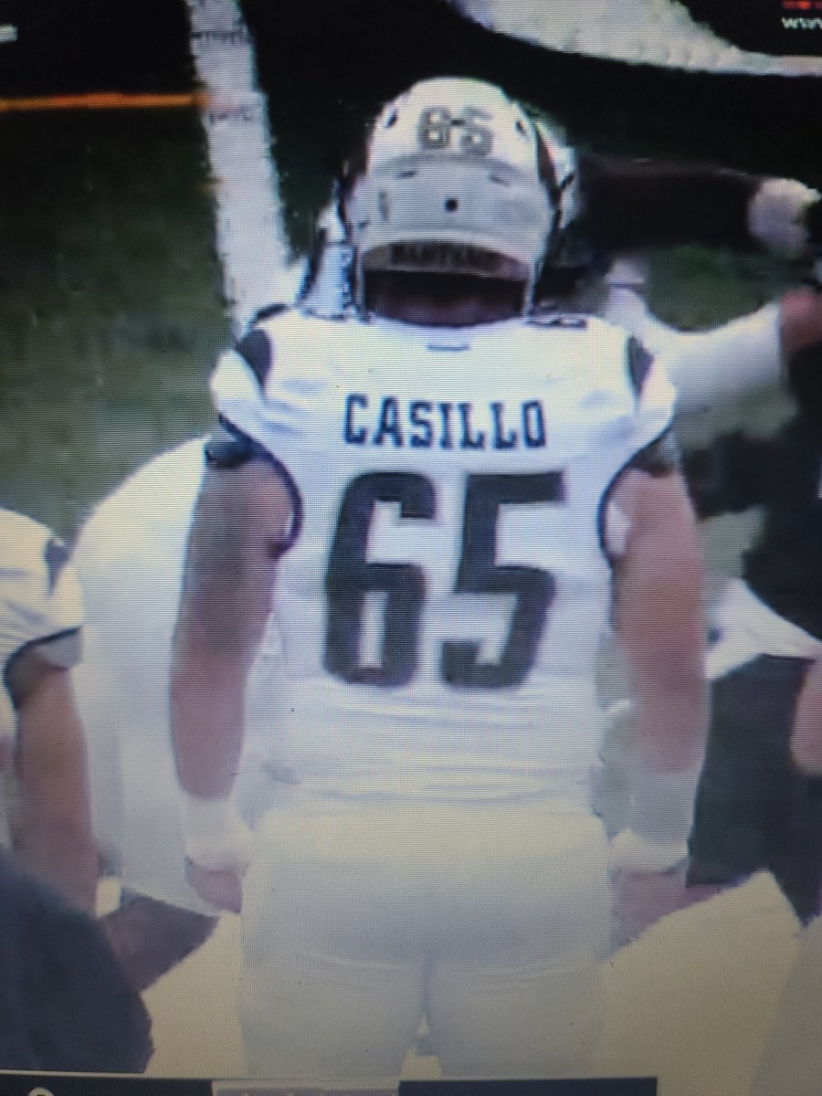 mcasillo's tweet photo. Another big Trinity win over Bowdoin 38-14. kills me I wasn't there to cheer you on but was still being as loud as usual yelling at the computer SORRY NOT SORRY!!! I will always be your biggest fan....My boy #65 @_anthonycasillo https://t.co/T15yR0iuzY