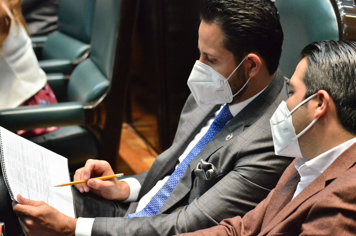 anuarazar's tweet photo. Representamos el ideal de un partido y trabajamos por una mejor vida para todos.
#PAN #PanEdomex #AnuarAzar #ConTodaLaFuerzaDelPAN https://t.co/paJpXli8hL
