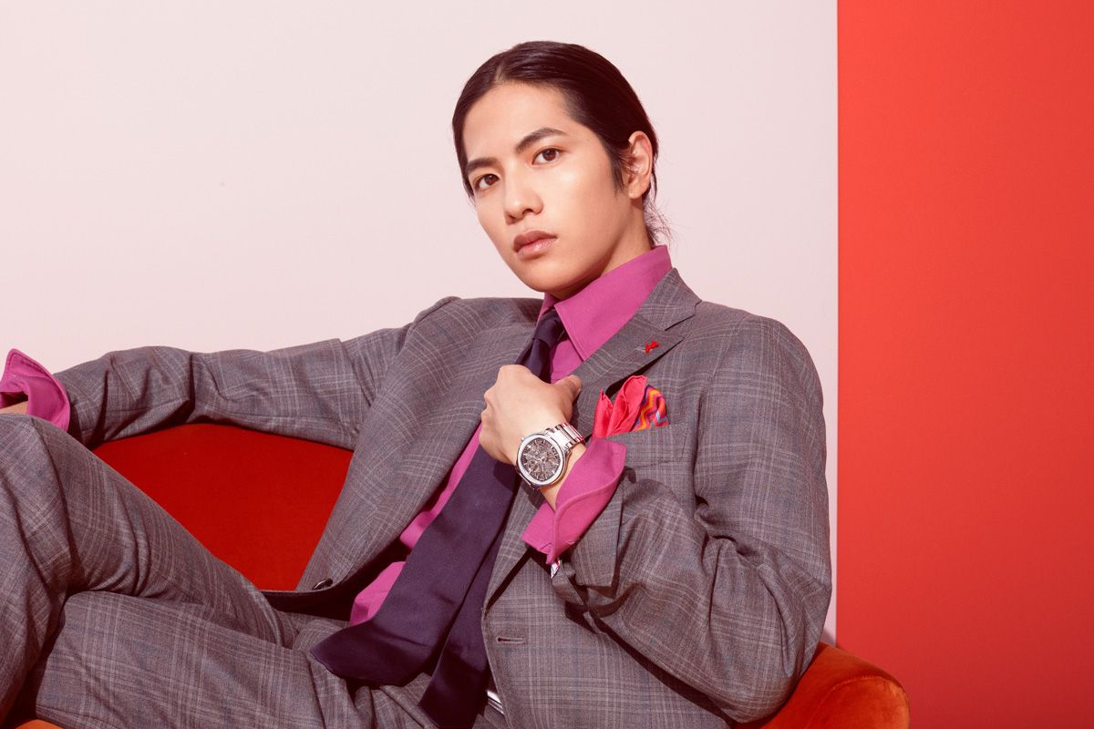GQJAPAN's tweet photo. 手首に着けた「PIAGET POLO」を見ながら、俳優の志尊淳は言う。「2021年は自分にとって大きなターニングポイントになった」。当たり前が当たり前でなくなったとき、彼は時間に対する意識が大きく変わっていったのだという。
記事はこちら →https://t.co/YOAS88uHKh https://t.co/ZyjXjz8DaA
