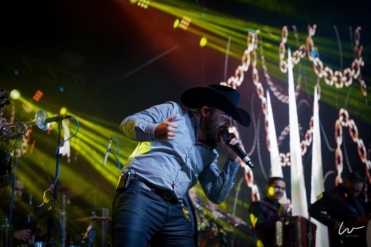 _sbwaldo_'s tweet photo. @gerardoortiznet 

#geradoortiz #gerardoortizoficial #grupoantrax #concerts #conciertos #music #musica #live #Zamoralive #zamoraliveoficial https://t.co/Qv8hMIGDJQ
