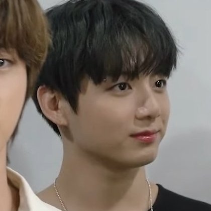 hourly doll koo tweet media