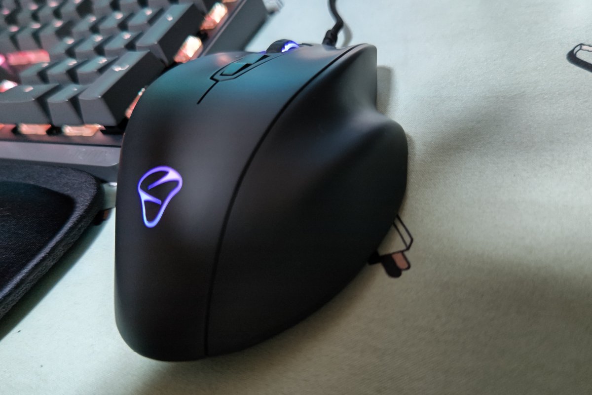 Scout_EzVtuber's tweet photo. NAOS PRO & WEI
THX GG WP
#mionix
#NAOSPRO https://t.co/JJLtLMmiVZ