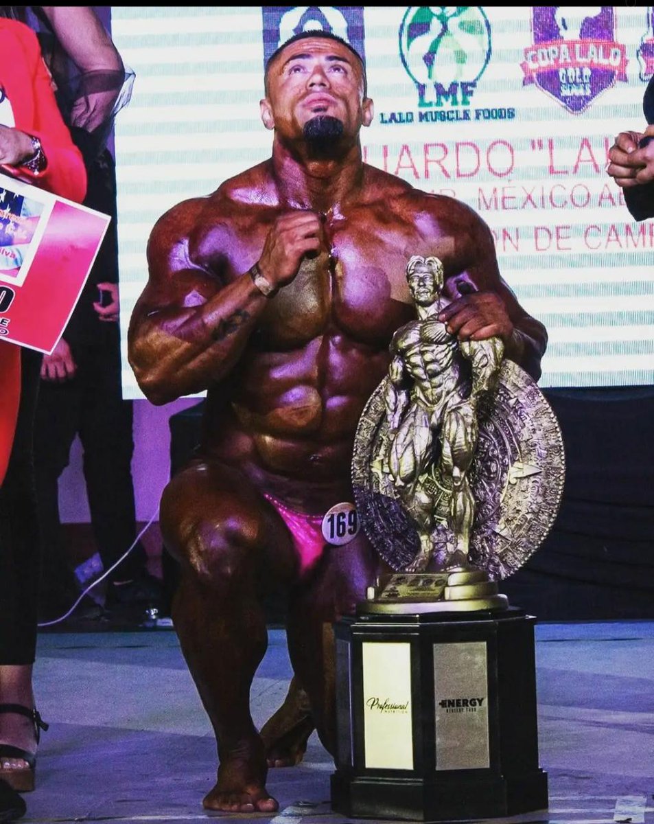sarainunezceron's tweet photo. ¡Orgullo guanajuatense! Muchas felicidades #JonathanPadilla, quien hace unos momentos ganó el Título del CLÁSICO MR. MÉXICO 2021 edición 69, campeón absoluto de todo #México. Sin duda tu esfuerzo, dedicación y sacrificios dieron el mejor de los resultados. ¡Enhorabuena! 🙌🇲🇽 https://t.co/Ip2EY1ZrlF