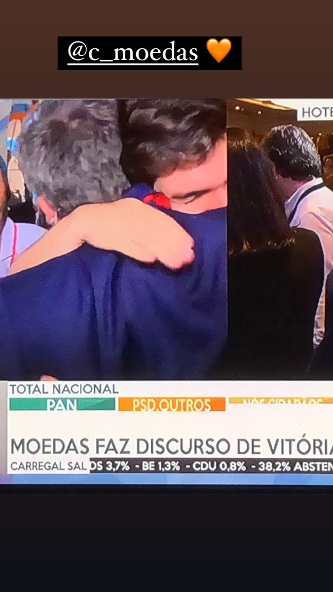 jm_jonet's tweet photo. Os Novos Tempos começam hoje! @Moedas está a jogar xadrez e vocês todos a jogar damas. https://t.co/PmhrWw1kYI