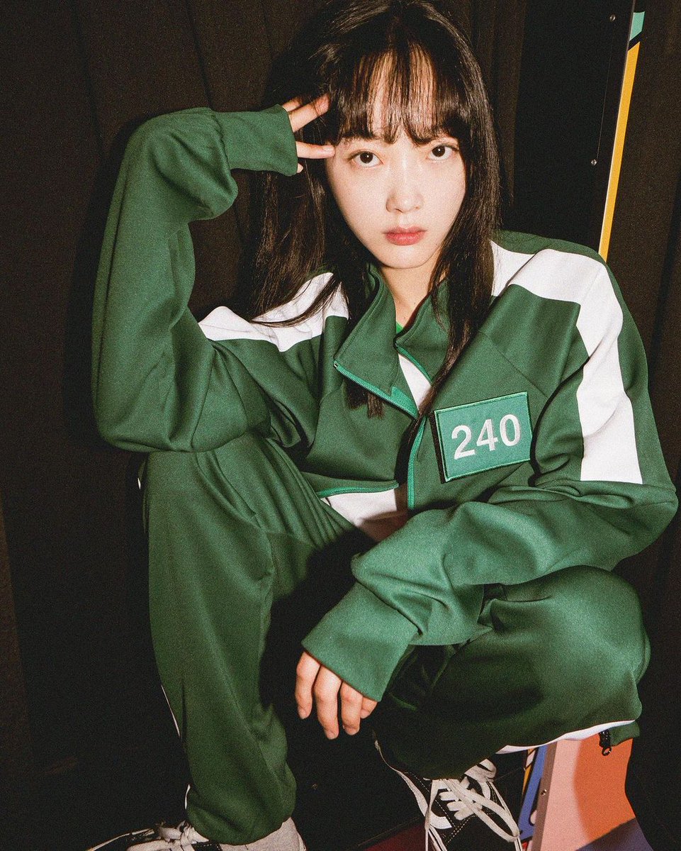 leeyoomipics's tweet photo. ig update https://t.co/86XM4CcGNo