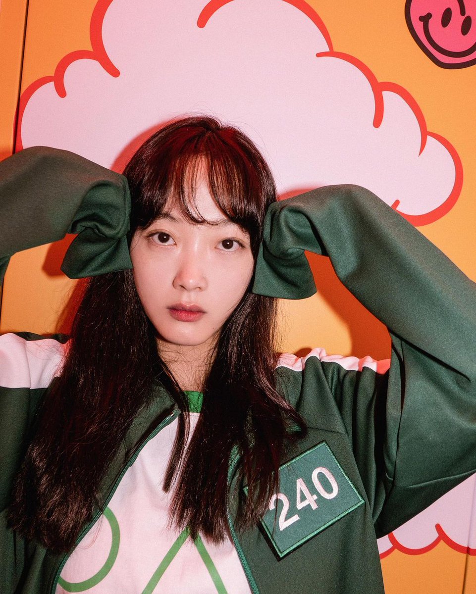 leeyoomipics's tweet photo. ig update https://t.co/86XM4CcGNo
