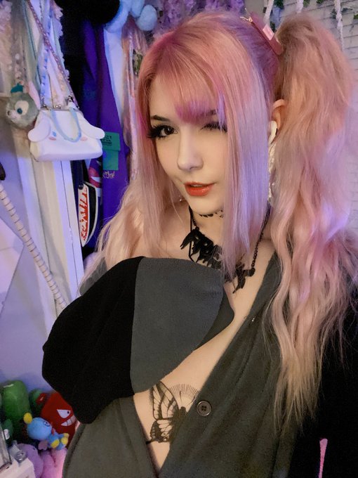 I FEEL SOO FREAKING CUTE HOLLY KECKKK!!!! >o> https://t.co/zFOzz4Klf8<a href="/tag/mar10"class="tags"><span>#mar10</span></a>