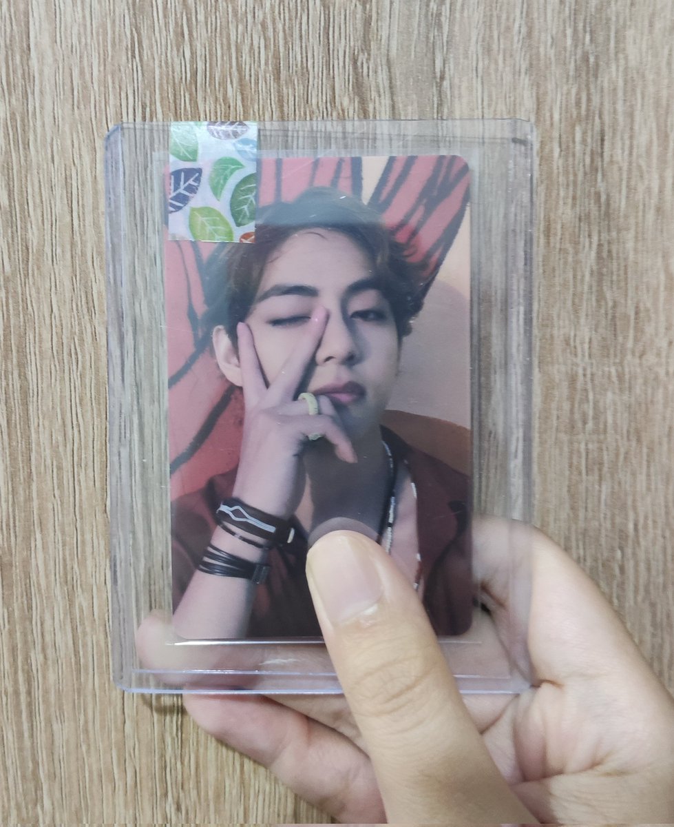 hannahk9876's tweet photo. Thank you @kimkooGOs for securing this for me and for the easy transaction 😊 https://t.co/QNcuYRuQuP