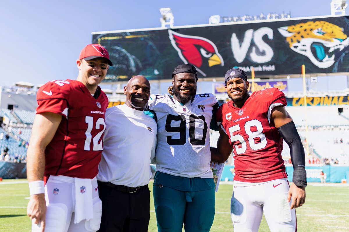 John Bianco (@ut_bianco) on Twitter photo Sundays are always fun days watching all of our Longhorns in the NFL. Here’s an awesome photo with <a href="/CoachStrong_/">Charlie Strong</a> and our Longhorn Greats <a href="/JordanHicks/">Jordan Hicks</a>, <a href="/ColtMcCoy/">Colt McCoy</a> & Malcom Brown from today’s <a href="/AZCardinals/">Arizona Cardinals</a> at <a href="/Jaguars/">Jacksonville Jaguars</a> game👏🏻🤘🏻 Sundays are always fun days watching all of our Longhorns in the NFL. Here’s an awesome photo with <a href="/CoachStrong_/">Charlie Strong</a> and our Longhorn Greats <a href="/JordanHicks/">Jordan Hicks</a>, <a href="/ColtMcCoy/">Colt McCoy</a> & Malcom Brown from today’s <a href="/AZCardinals/">Arizona Cardinals</a> at <a href="/Jaguars/">Jacksonville Jaguars</a> game👏🏻🤘🏻
