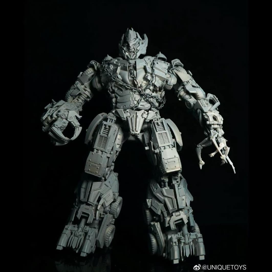 GabotfR's tweet photo. #UNIQUETOYS ANUNCIA SU FIGURA DE #DOTM #MEGATRON! 

(Y la reacción de Gabo en la última imagen xd) https://t.co/5kpbk4VN8m