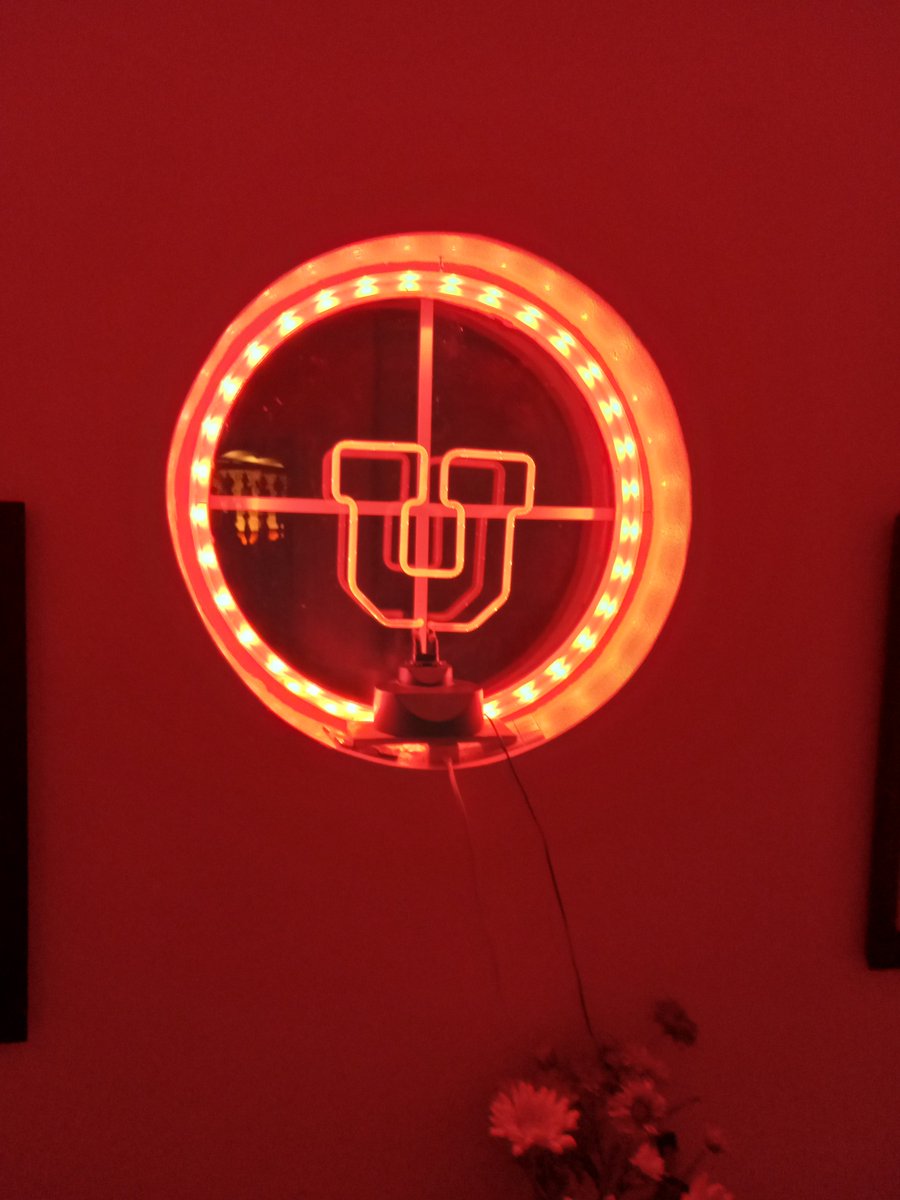 61_Shasta's tweet image. LLA-Lowe. Our U's are lit for you. #LighttheU #LL22