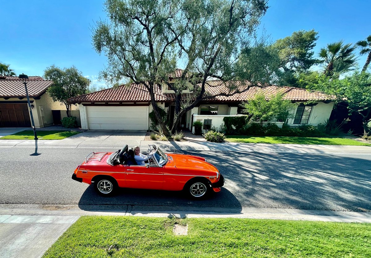 Cruising into #Monday like... 🚘