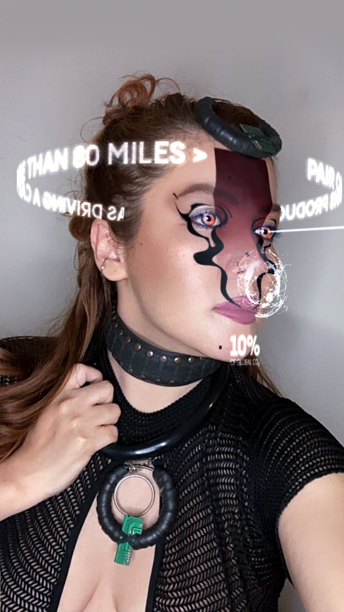 CNDSD_'s tweet image. #upcycledfashion &amp;amp; #digitalmakeup en perfecta armonía 🤍 preparando una colab con @neonahual diseños cyberpunk con puro reciclaje