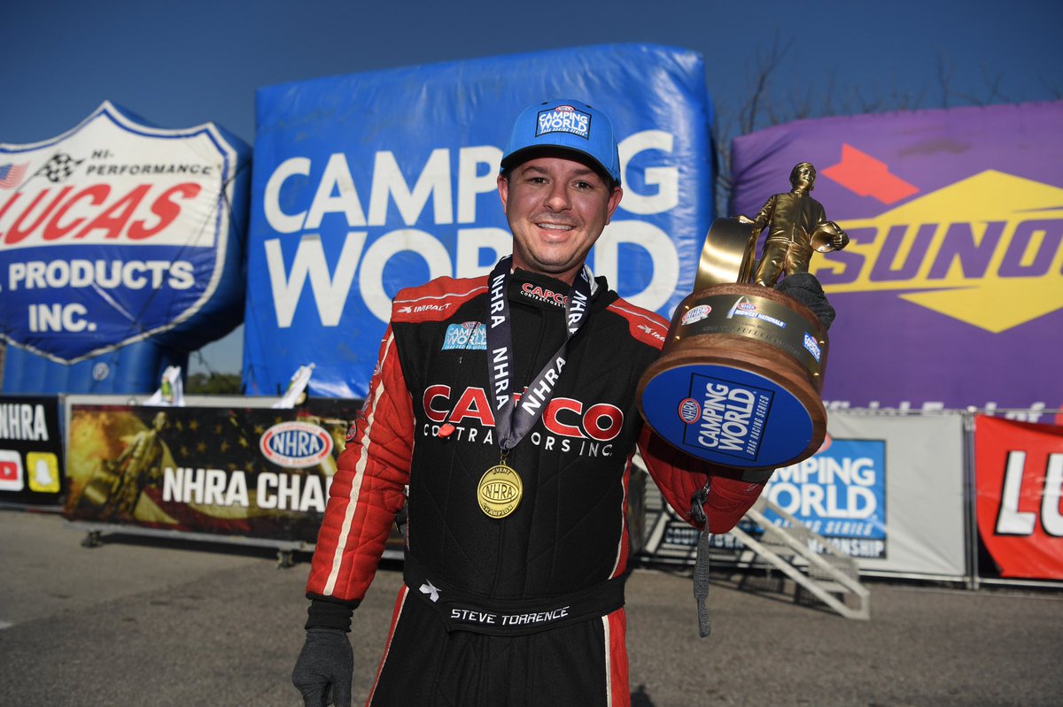 NHRA's tweet photo. That’s 9 wins and the points lead for @SteveTorrence and the CAPCO boys! 

#MidwestNats | #NHRACampingWorld https://t.co/l63cJgsJr6