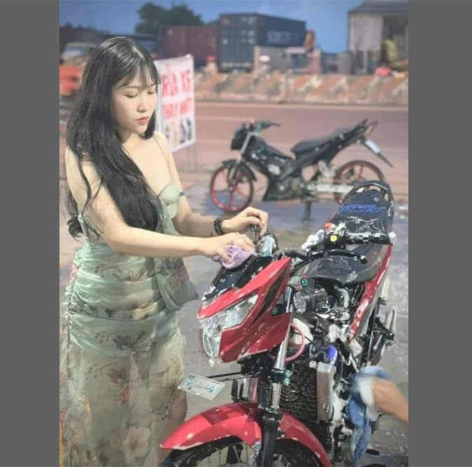 DAWNCHRISTOFF10's tweet photo. Hãy cười lên dù có mệt mỏi đến đâu https://t.co/cFbXDP1JSe
