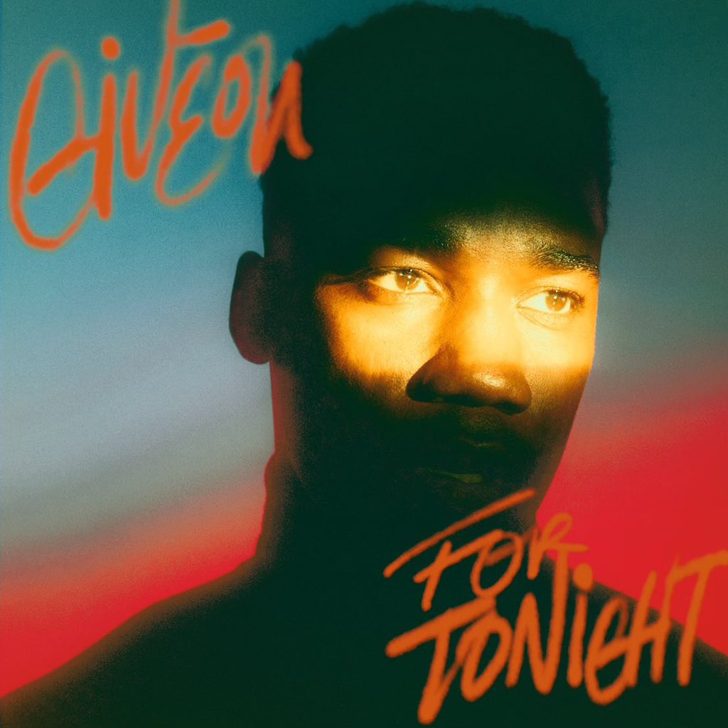 OGMusicCo's tweet photo. 𝗼𝗻 𝗿𝗲𝗽𝗲𝗮𝘁 🔂 @giveon 

#Giveon sets the tone with a secret lover on his catchy new offering “For Tonight” 💔 #OGM  

read + stream: https://t.co/20lzL3mnl1 https://t.co/WMMSTD457h