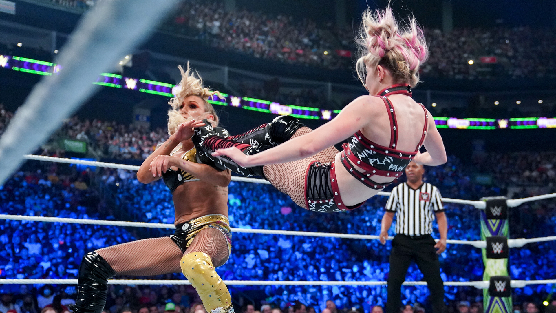 WWE Extreme Rules 2021: Alexa Bliss Loses Lilly Doll In Her Hometown 1