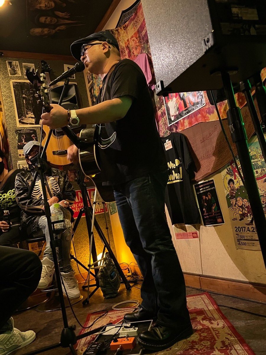 succo728's tweet photo. 昨夜は、VOODOO LOUNGE（蒲郡）
ナベジさんのツアーファイナルのO.A
僕もレコ発という事で張り切ってやらせて頂きました！😆

お客様さまもたくさん来て頂けて良かった〜。😅
ありがとうございました。🤗
#VOODOOLOUNGE
#ナベジ
#きんばらしげゆき
#ヤスオ
#ブラックミュージック https://t.co/d1D7TnRsH3