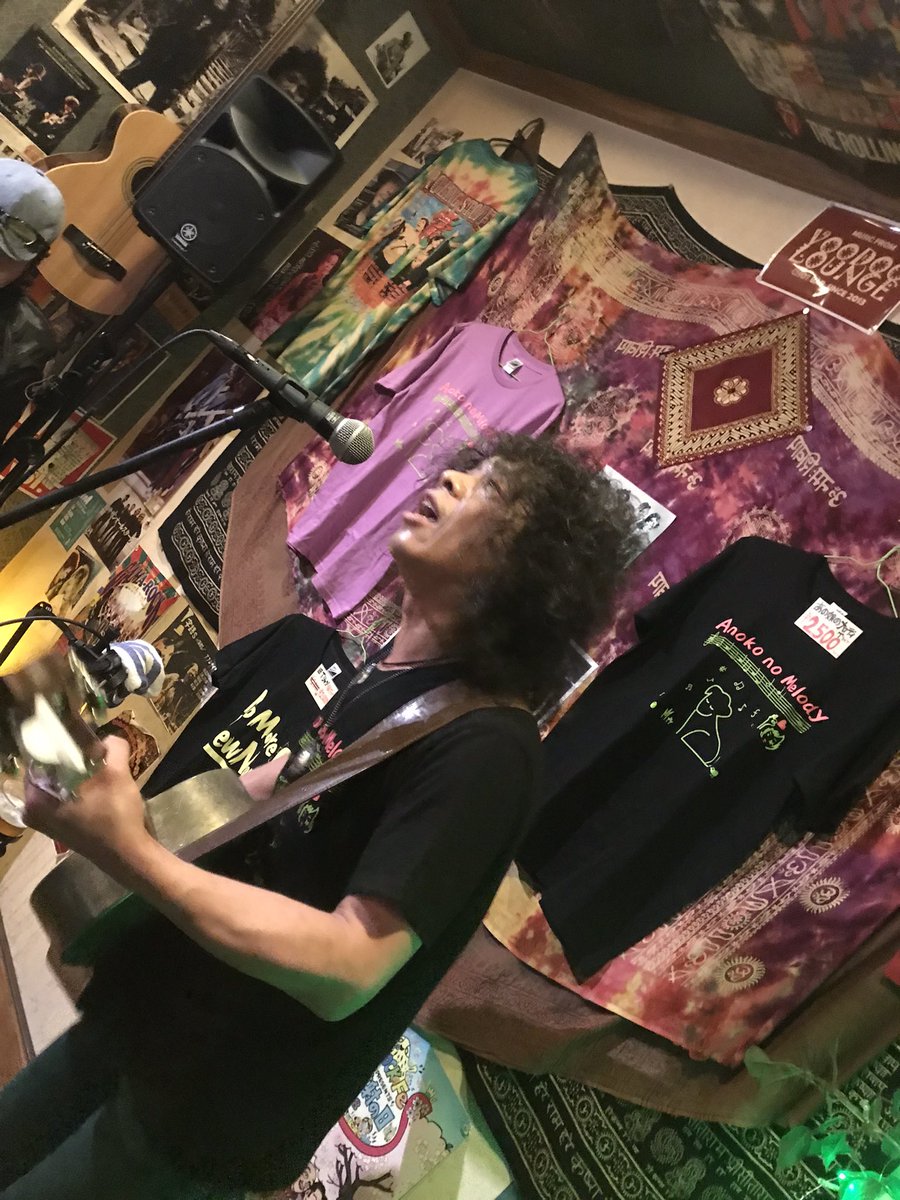 succo728's tweet photo. 昨夜は、VOODOO LOUNGE（蒲郡）
ナベジさんのツアーファイナルのO.A
僕もレコ発という事で張り切ってやらせて頂きました！😆

お客様さまもたくさん来て頂けて良かった〜。😅
ありがとうございました。🤗
#VOODOOLOUNGE
#ナベジ
#きんばらしげゆき
#ヤスオ
#ブラックミュージック https://t.co/d1D7TnRsH3