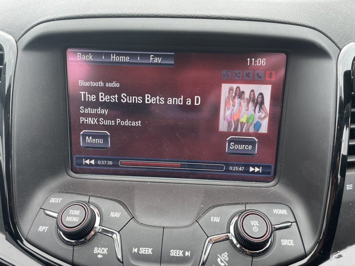 Geoff_Perry22's tweet photo. @Espo this is what my car chose as a photo for the podcast https://t.co/ecT34VVW3Q