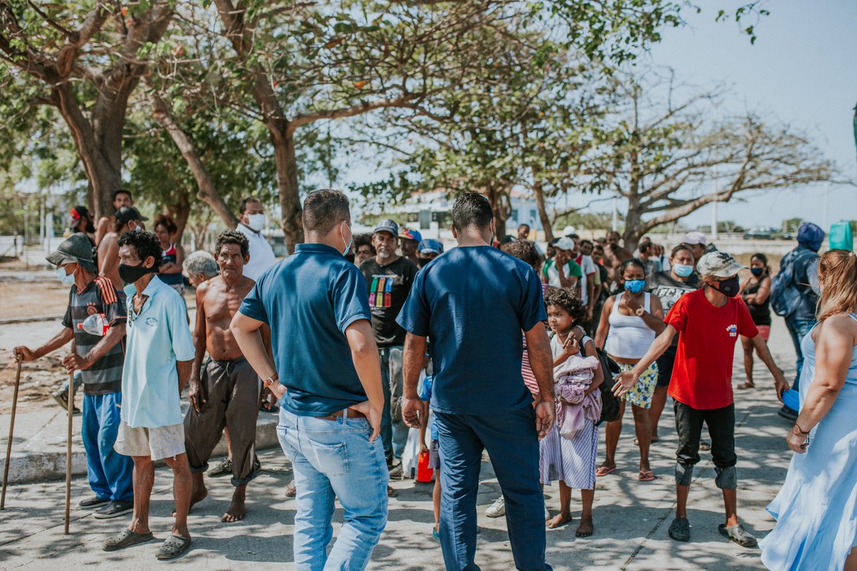portijoven's tweet photo. Cuando se busca generar un cambio en la sociedad se debe trabajar en equipo todos juntos para lograr un objetivo en común #MovimientoPorTiJovenBAQ #portibarranquilla #welovebarranquilla https://t.co/HfGz2qlpPJ