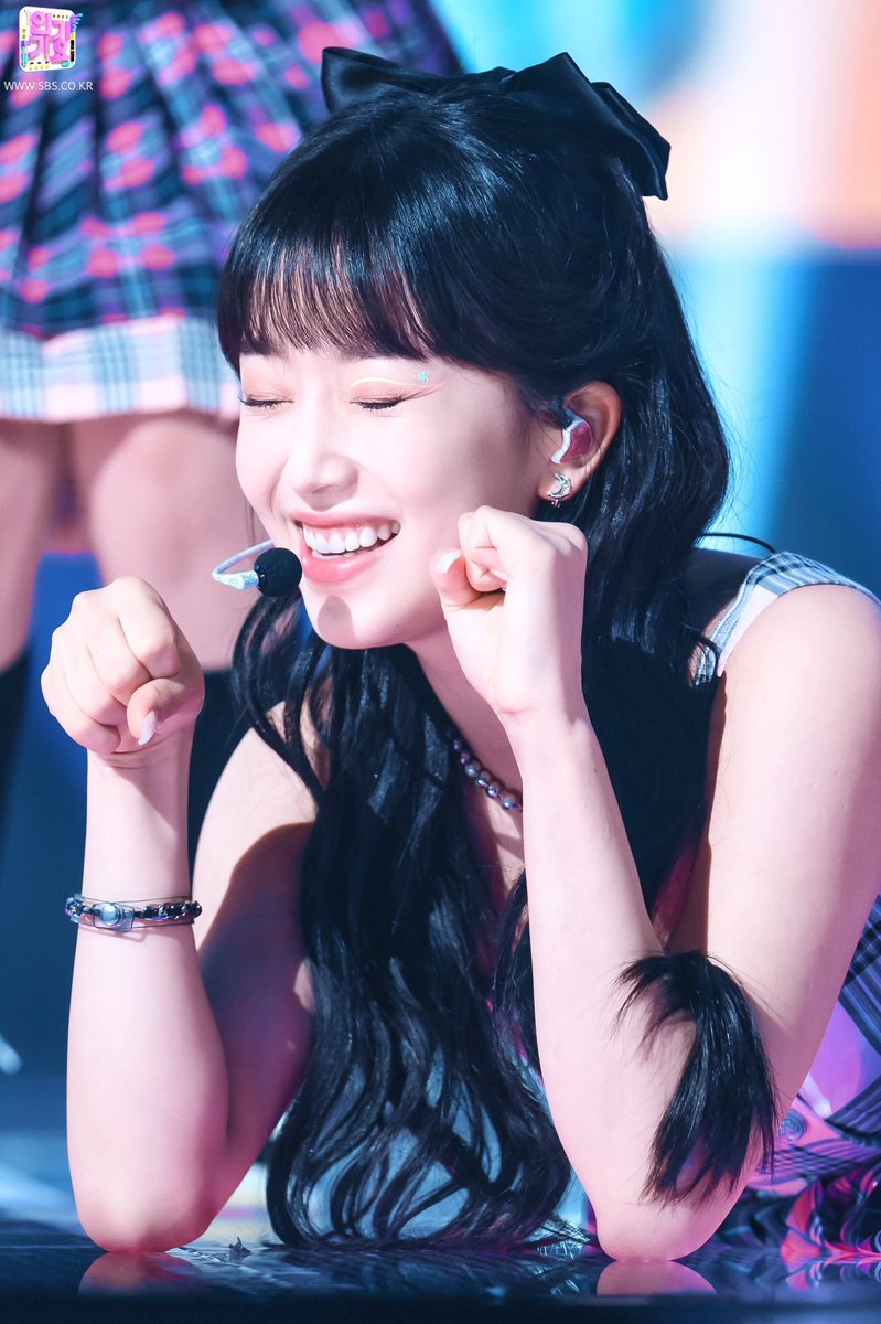 suminpic's tweet photo. sbs inkigayo update
#STAYC #SUMIN #수민 https://t.co/WrkCj6LWhX