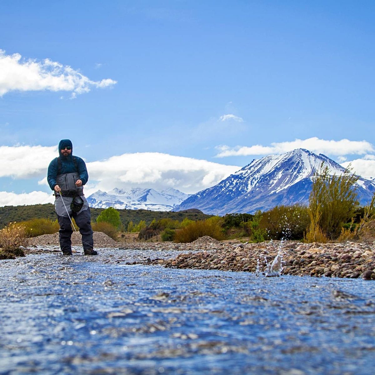 AysenPatagonia_'s tweet photo. Ven a conocer Puerto Ibáñez! 

Podrás cabalgar alrededor del pueblo y del lago General Carrera.
También pesca en el río Ibáñez y en Península Levicán, con vista al cerro Pirámide.
Escala en El Maitenal y antes de llegar verás el Salto del río Ibáñez.

ℹ️https://t.co/I32ALEkN6L https://t.co/fqGviCeree