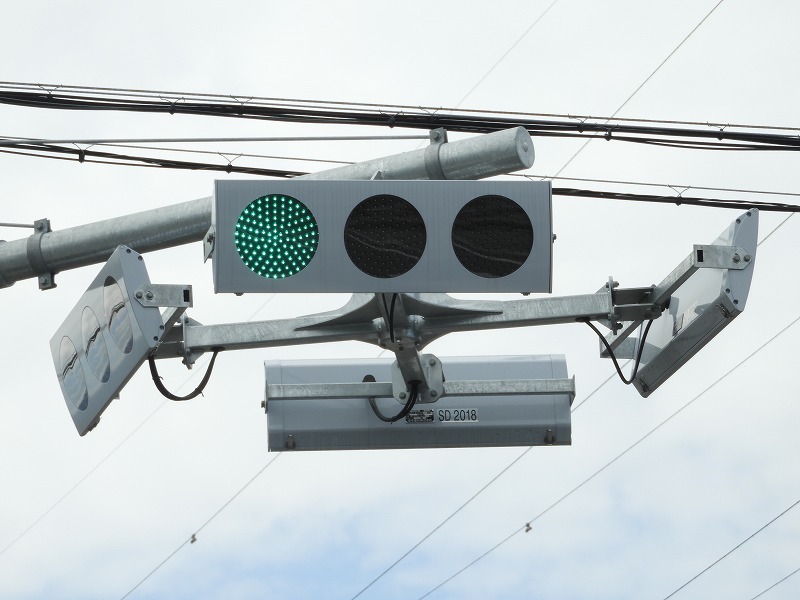 EnjoySignal's tweet photo. 【ホームページ更新情報】
9月27日(月)
岐阜県の信号機を楽しむページを追加しました！

岐阜県の低コスト灯器の集約設置やLED換装ネタなどいくつか掲載しました！是非ご覧ください。
https://t.co/L1QzrMDYP1 https://t.co/CxMjHcMeY2