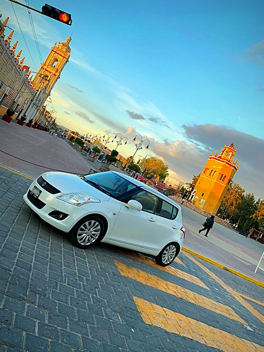 BushidoSuzukiMx's tweet photo. 🔰⚪📸
.
.
.
Nuestra #BushidoGirl Laura Bahena nos regala está increíble postal en algún lugar de nuestro bello #México con la que cerramos la semana recargando pilas para una nueva aventura a bordo de  nuestros @Suzuki_Mex

#zc82s 
#cargirl
#whitecars
#swiftaroundtheworld https://t.co/zmy7OUsPYm