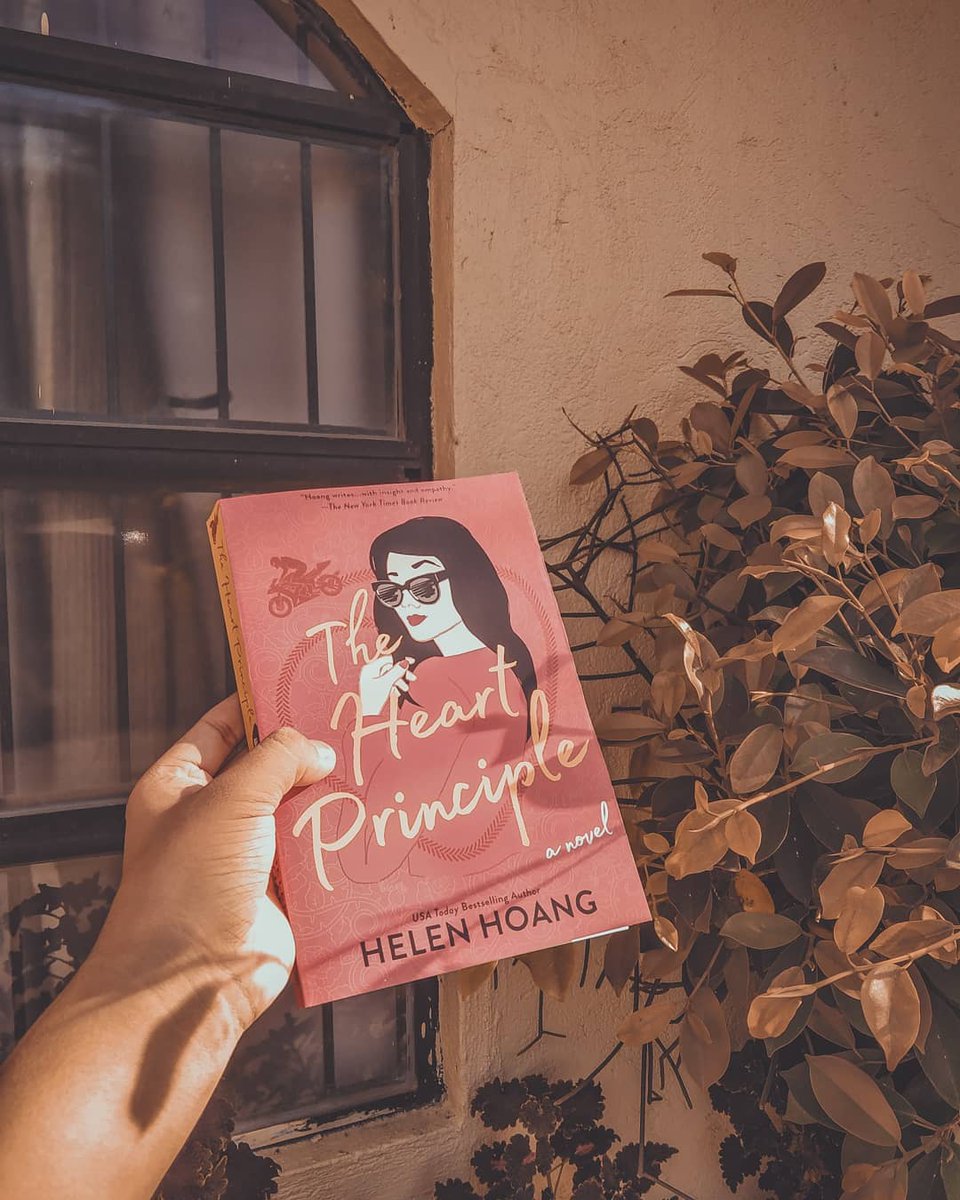 johnlloydreads's tweet photo. 🍀 book review 🍀
📚 the heart principle by @HHoangWrites 
🌟 [5] 🌕🌕🌕🌕🌕

thank you so much @PRHGlobal #partner for the gifted/review copy. i really enjoyed reading the book!

read my review 🦋
https://t.co/gEGVTq1Pde https://t.co/SDgOMnZXbT