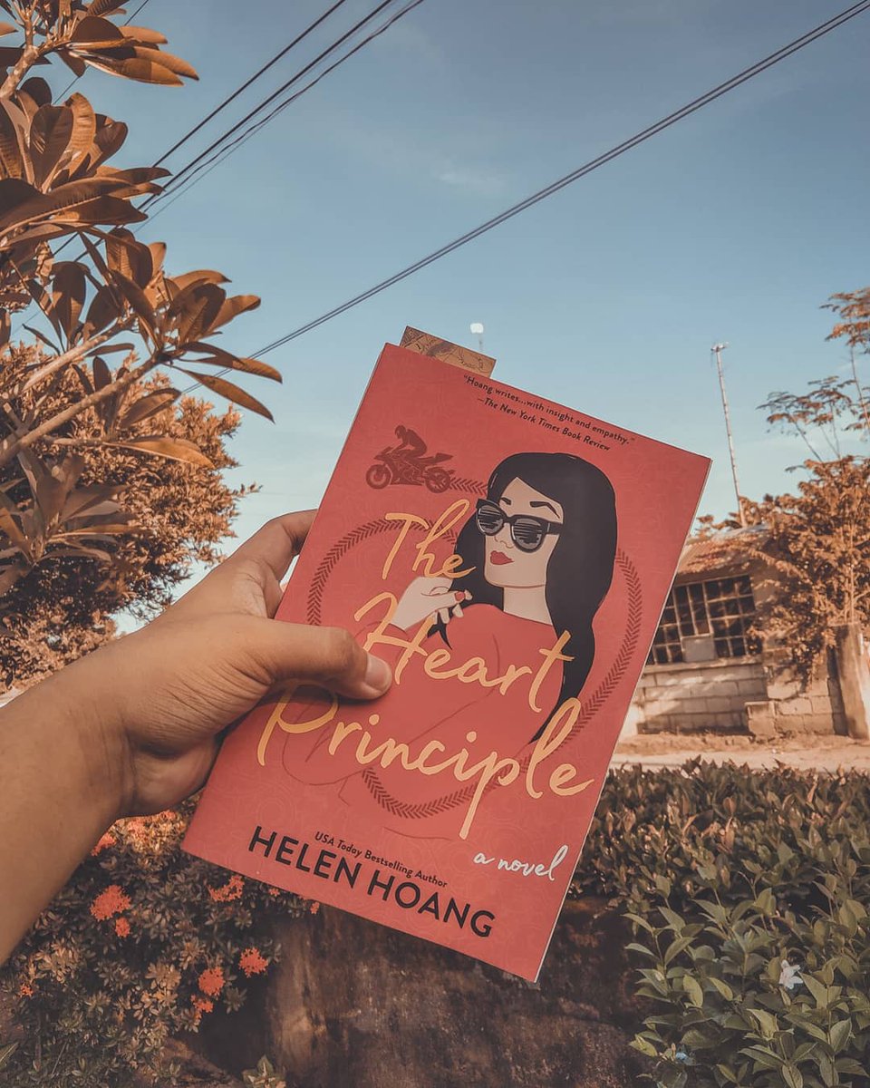 johnlloydreads's tweet photo. 🍀 book review 🍀
📚 the heart principle by @HHoangWrites 
🌟 [5] 🌕🌕🌕🌕🌕

thank you so much @PRHGlobal #partner for the gifted/review copy. i really enjoyed reading the book!

read my review 🦋
https://t.co/gEGVTq1Pde https://t.co/SDgOMnZXbT