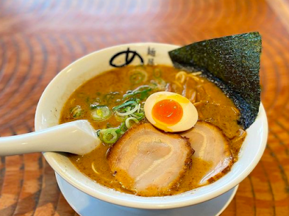 yui58397133's tweet photo. 浜松市のラーメンならここ◎
じっくり羽釜で煮込んだとんこつスープと
こだわりの自家製麺の相性は抜群👌🏻

📌麺屋めん虎 浜松店
https://t.co/OwaxeQW9Se

#麺屋めん虎浜松店 #浜松市 #ラーメン #らーめん #ラーメン屋 #おすすめ #人気 #美味しい美味しい #テイクアウト #豚骨ラーメン #塩とんこつ https://t.co/NF79WTs42K