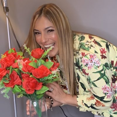 supertinta01's tweet photo. #NuevaFotoDePerfil https://t.co/QLGgoos5h9