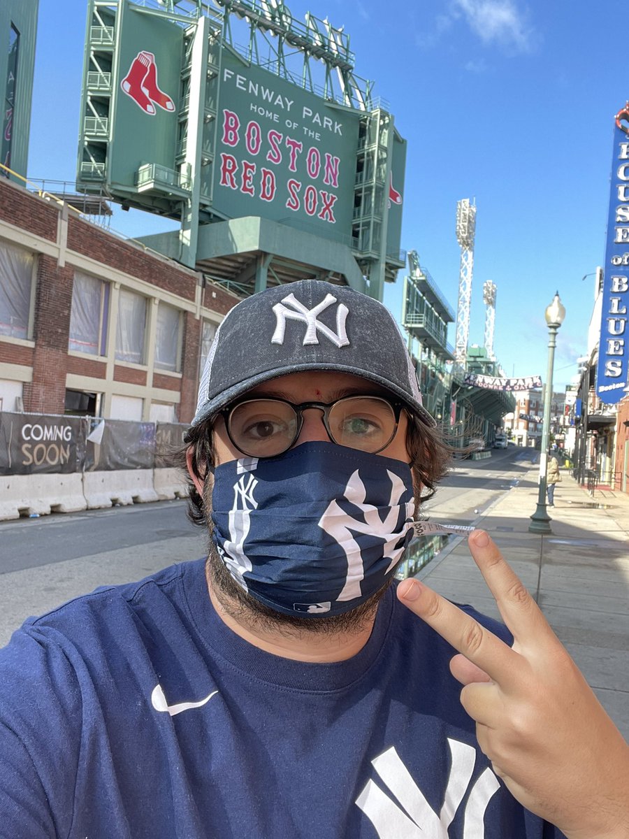 rangerhanky96's tweet photo. Nothing says thrilling like leaving Fenway and High giving every single Yankees fan you see! #Sweeeeeeep #SquadUp https://t.co/4XJVK6UwCb