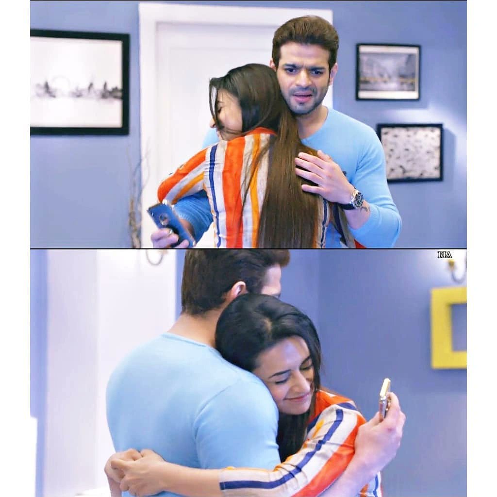 Vineeta00721904's tweet photo. IshRa...💙🧡💙🧡
Morning start with beautiful hug🤗
#GorgeousDT n #DashingKP🔥💥
#DivAn #DivyankaTripathi #KaranPatel #YHM
@Divyanka_T @iamkaranRpatel https://t.co/ETRbugs3TC