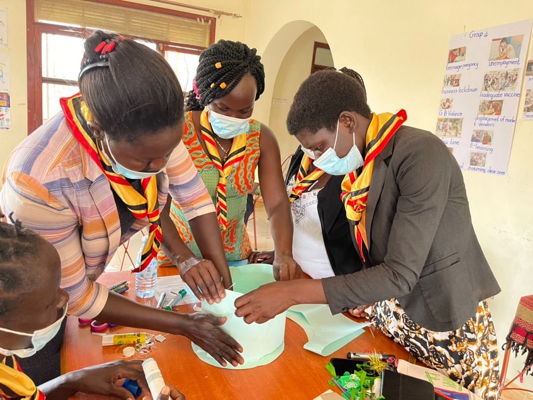 YessGirlsUGGA's tweet photo. Leaders in Pader District under the Global Youth Mobilisation and the Yess Girls Movement (Covid Crushers) kicked off their project activities with the Social Entrepreneurship program inorder to combart Covid-19 in their communities.
#yessgirlsmovementwagggs
#ugandagirlguides https://t.co/vgT31KVJTg