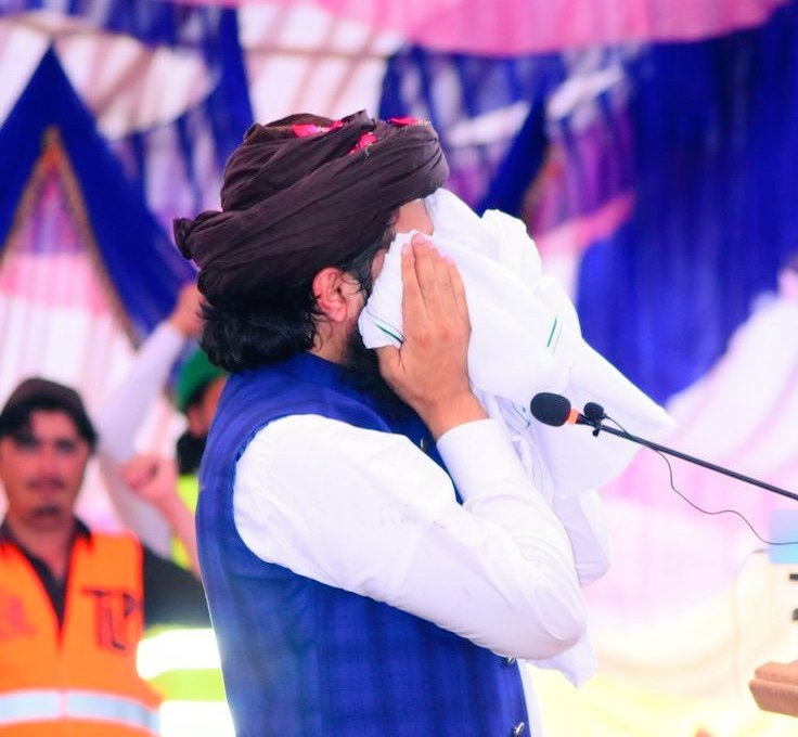realmushtaqraaz's tweet photo. 2 ملین ٹویٹس مکمل ۔۔۔ 
شاباش لبیک والوں امام خادم حسین ��ضوی رحمتہ اللہ علیہ کے سپاہیوں آپ سب کو مبارکباد اور آپکے لئے دعا اللہ کریم اپنے پیارے حبیبﷺ کے صدقے آپ سب کو اپنی حفظ و امان میں رکھے اور اللہ کریم تمام قائدین کو باعزت رہائی نصیب فرما آمین۔
#امیرمحترم_کورہاکرو https://t.co/GvW6WZg8hs