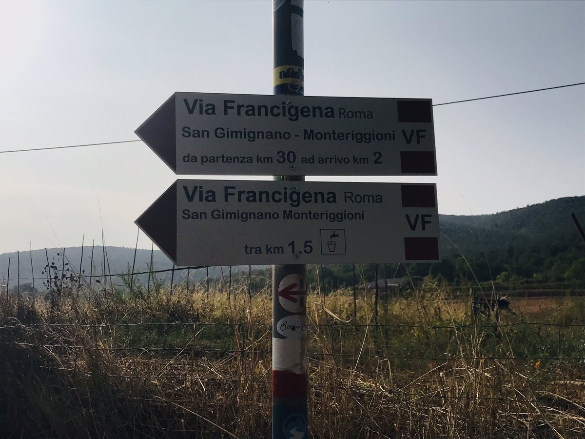 fedechiccalippi's tweet photo. Lunedì mattina! #trekking #viafrancigena #siena https://t.co/6C76QUrzjY