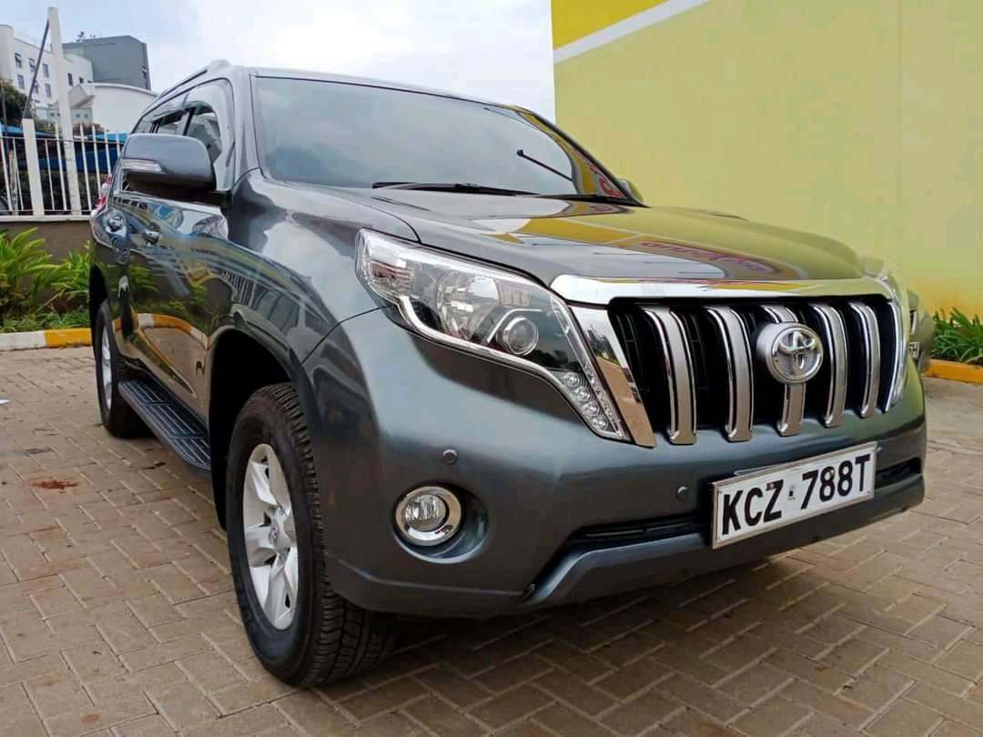 IsuraCars's tweet photo. Isura Car HIRE guarantees you the best Transport Services ever. Try us now. Let's talk business. https://t.co/56TdNSHJ8s