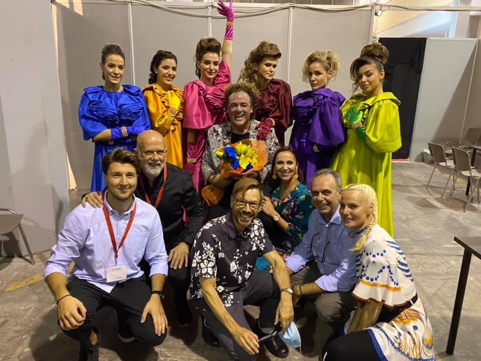 PatrickCameron_'s tweet photo. A very BIG Thank You to @hairprof_eu for inviting me to take part in this year’s event. The entire team and my models have been amazing! It was an absolute pleasure being in Athens ❤️
https://t.co/ivK11gyAWx
#PatrickCameron #LongHairEducation #HairInspiration #HairProf https://t.co/F73p5pgWLt
