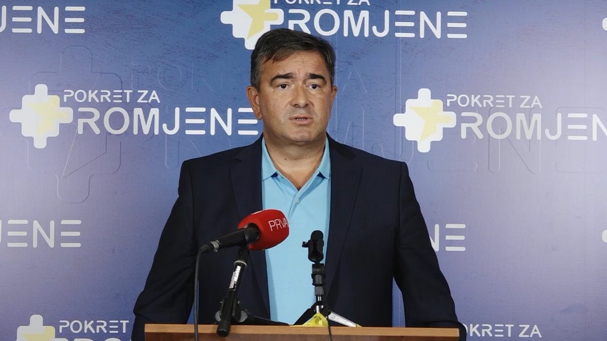 PzPromjene's tweet photo. MEDOJEVIĆ: NJEMCI NEĆE POVRATAK KOMUNIZMA! https://t.co/kJvzC5Y0LK via @PzPromjene  @NebojsaMedojevi https://t.co/ZrL7CQuso0