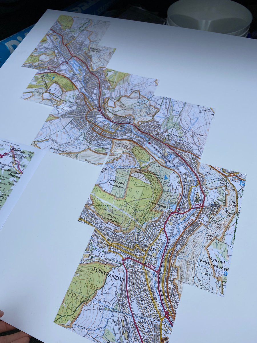 DiabetesUKCymru's tweet image. Thanks to our supporter @morgs7704 for organising a walk in the Rhondda this weekend. Lee did the One Million Step Challenge and like many others will keep on walking through Autumn and Winter
#keepOnwalking
#fundraising