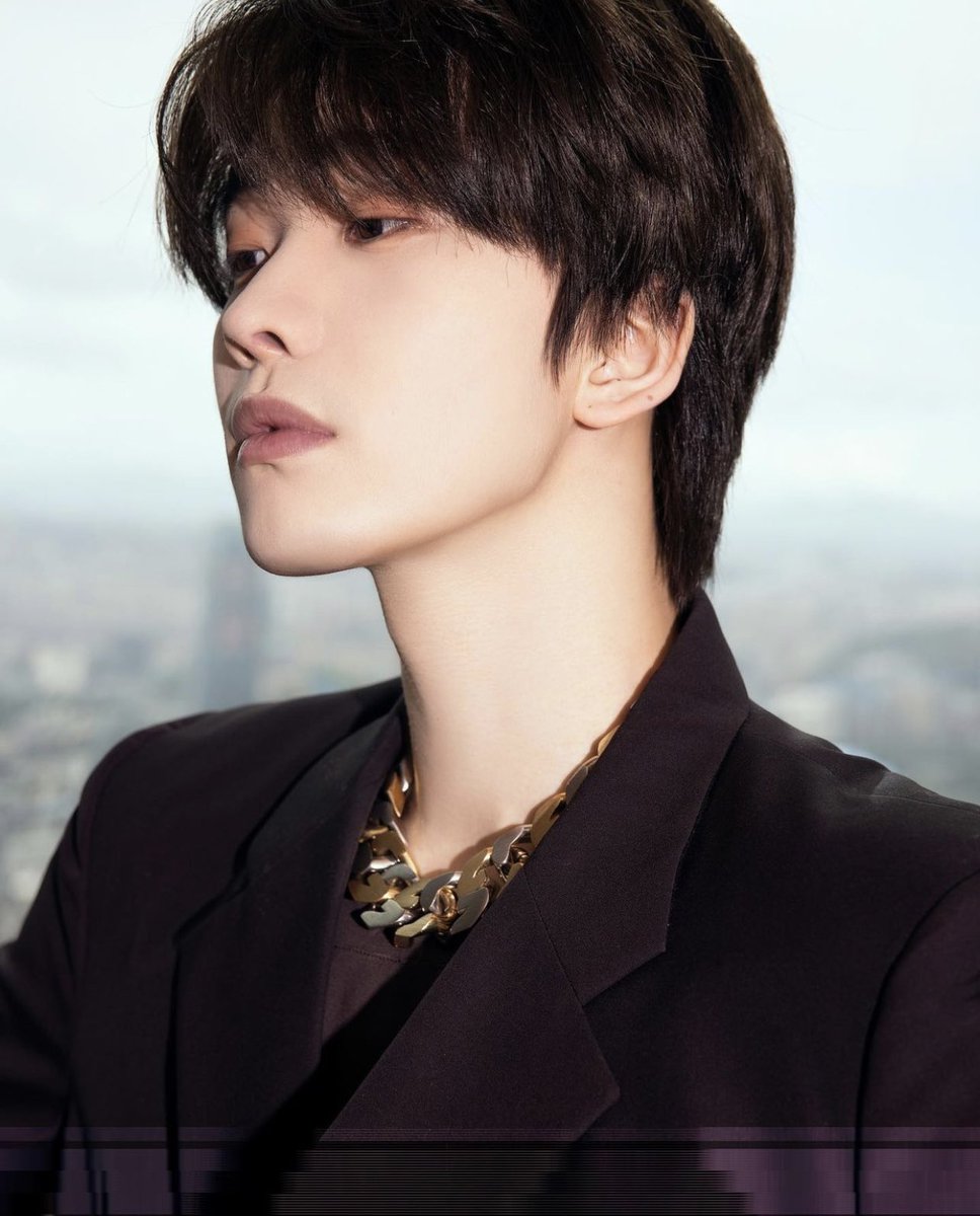 ixformation's tweet image. he’s so fine