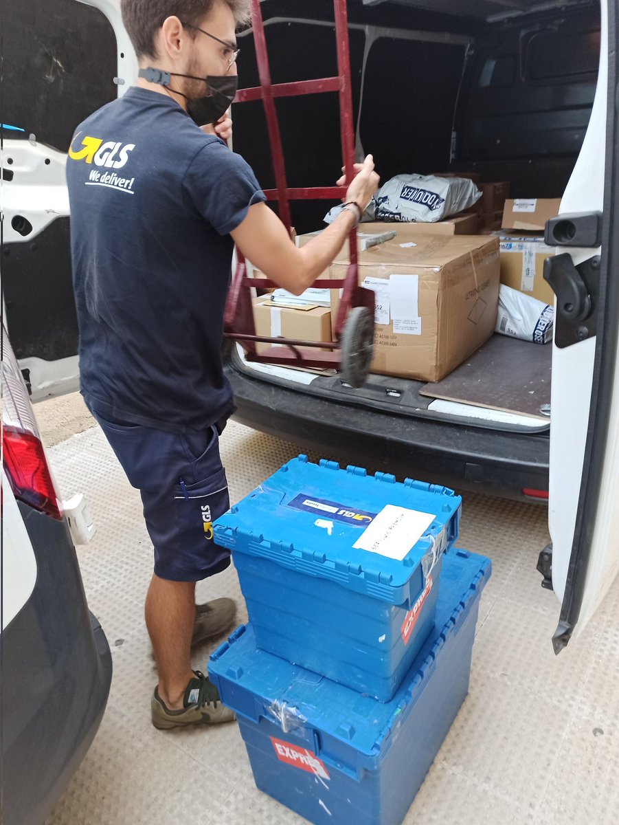GlsTejada's tweet photo. #driverday llegando a tiempo a los servicios 10:00h. https://t.co/dILcEBu2Tn