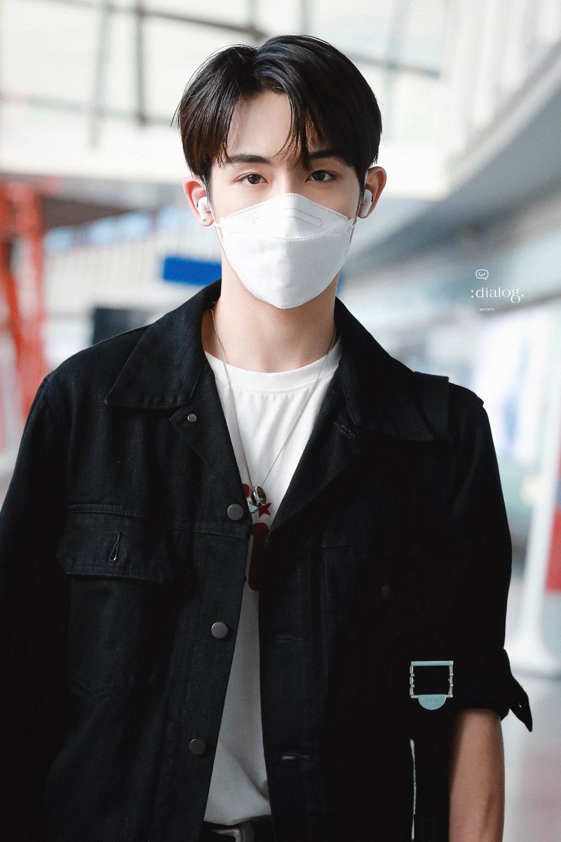 Dialog_WINWIN's tweet photo. #董思成   #WINWIN   #윈윈    #ウィンウィン 
20210927 ① https://t.co/Bx7Ee2EjBY