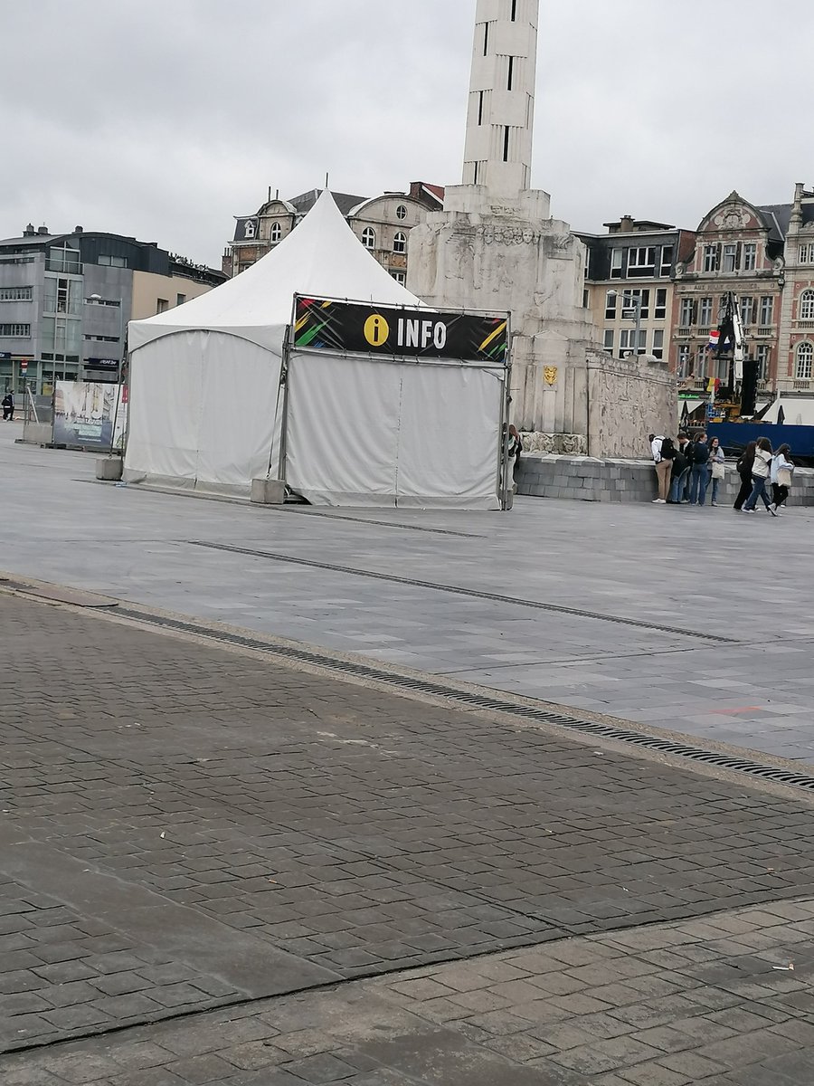 PeekMarja's tweet photo. De grote leegte na 4 drukke dagen #wkwielrennen #Flanders2021 https://t.co/0GXloE55nc
