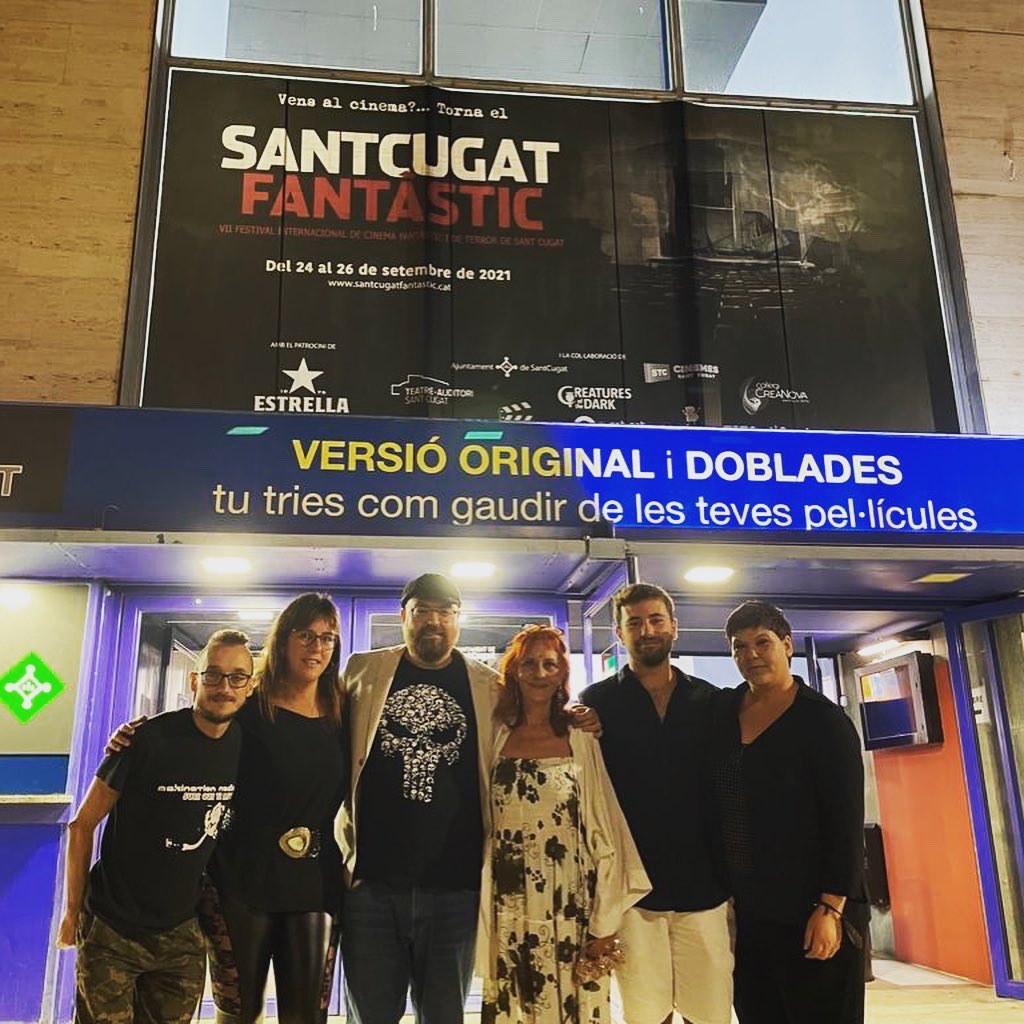 the_kill_screen's tweet photo. Gran nit ahir al @STCFantastic 💪🏻

Estrena de Cases d'algú amb pràcticament tot l'equip i sala plena als @CinemesStCugat, no es pot demanar més!!

Gràcies a tothom qui ens va acompanyar ❤️ https://t.co/ua2uRZQ2mn