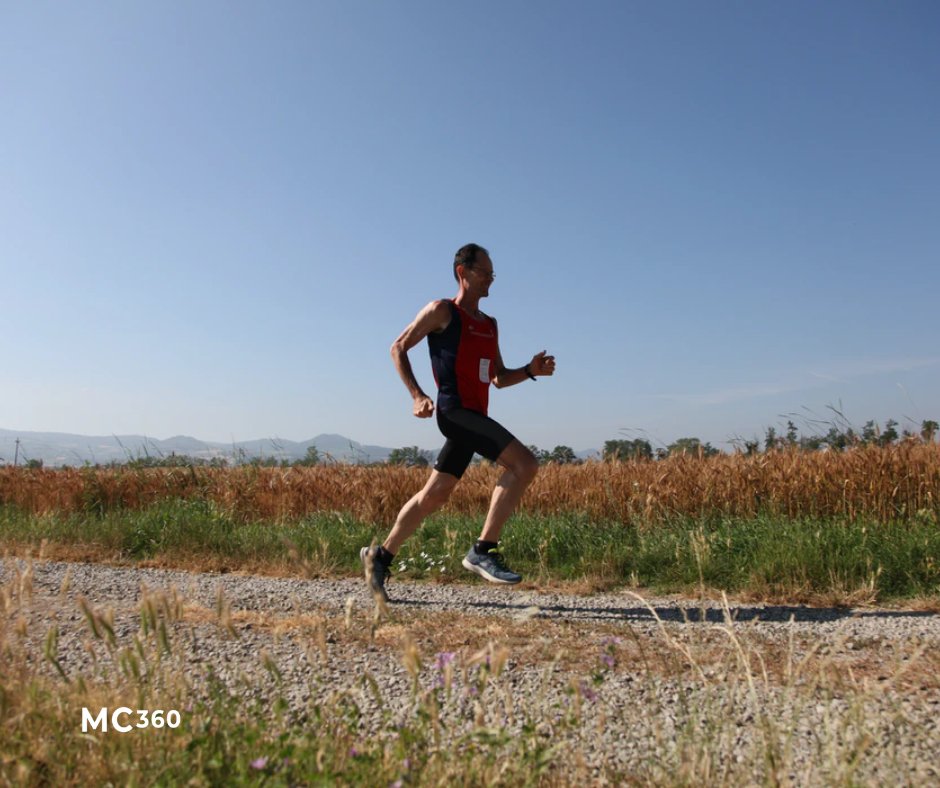 MC360_'s tweet photo. ¿Cuándo puedo hacer #deporte tras un #injertocapilar? 🏃‍♂️

Debemos seguir las pautas #posoperatorios que el equipo nos facilita. Podemos hacer deporte:

☑A los 15 días un ejercicio suave sin sudar
☑Al mes ya puedes hacer el ejercicio habitual. https://t.co/ewkG7r0hbr