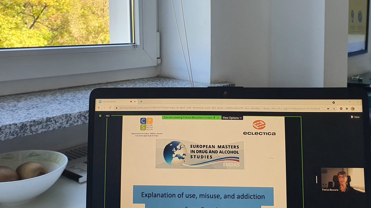GelderNadine's tweet photo. #onlinelecture by @franca_beccaria on explanations of (mis)use of and addiction to substances
#drugandalcoholstudies #EMDAS @EmdasItalia https://t.co/MhVUZVRdM1